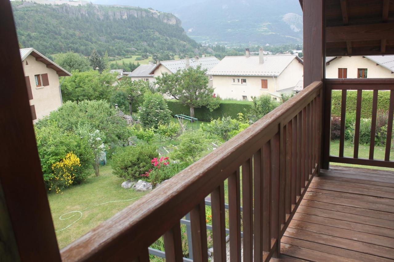 Le Ginkgo - Mont Dauphin Apartment Eygliers Exterior foto